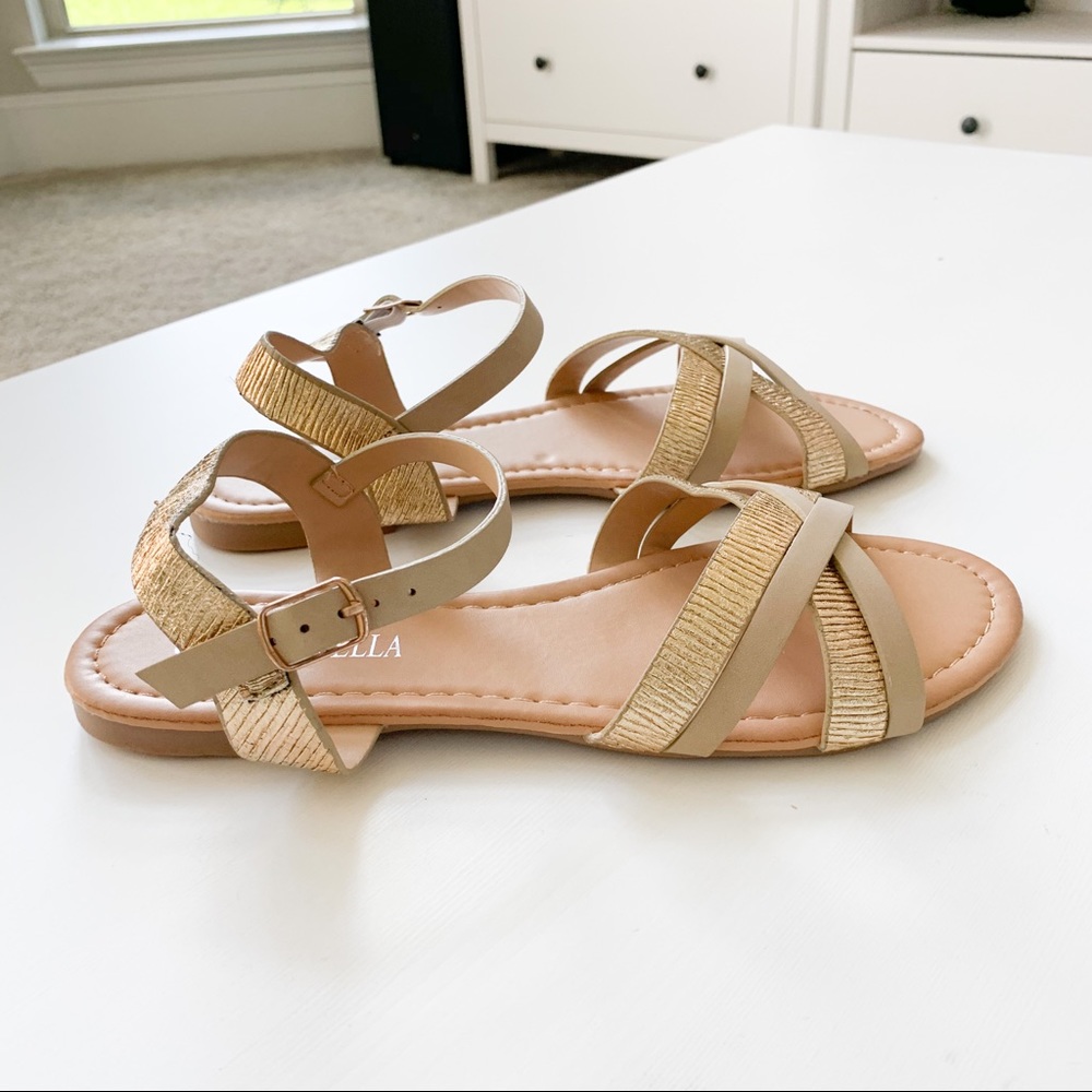 Steven Ella Beige Mixed Media Sanda B16306